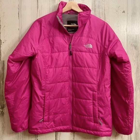 The North Face Dentelles Light Puffer Jacket in Pink Size: Small - Picture 3 of 6